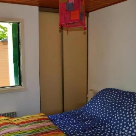 4 Personnes Maisonnette Cote Dunes A Sur L'ile De Noirmoutier Pour 4 Personnes. *