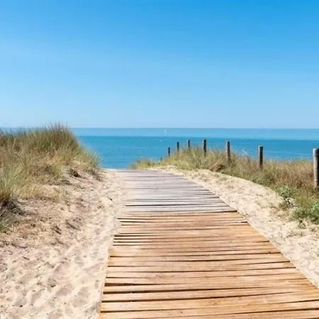 4 Personnes Maisonnette Cote Dunes A Sur L'ile De Noirmoutier Pour 4 Personnes. Appartamento